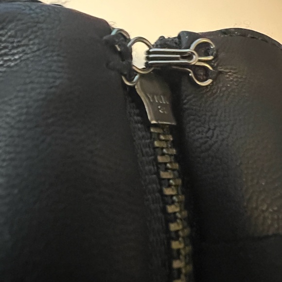 Free People Mini Skirt Size 8 - Picture 5 of 9